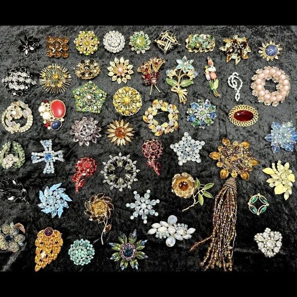 1 LB Vintage Modern Jewelry Lot- MYSTERY BOX! Wearable DIY crafts, recycle junk - Picture 6 of 12